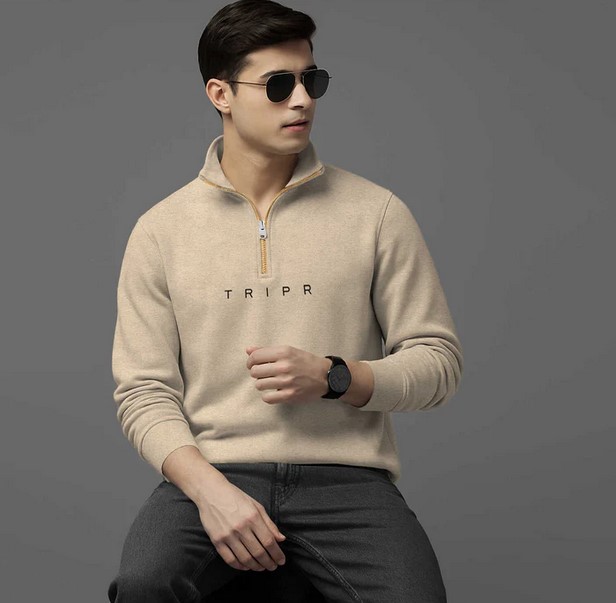 Men Full Sleeve High Neck Sweatshirt